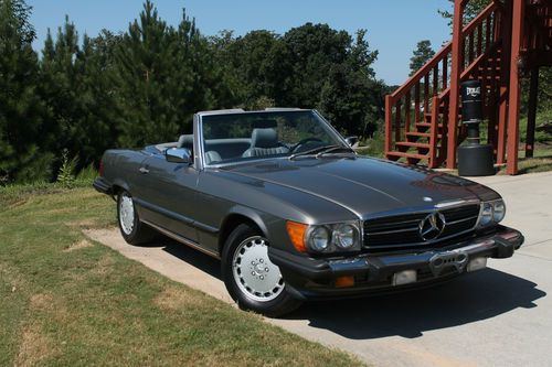 1987 mercedes benz sl560 under 45k miles all original convertible hard top