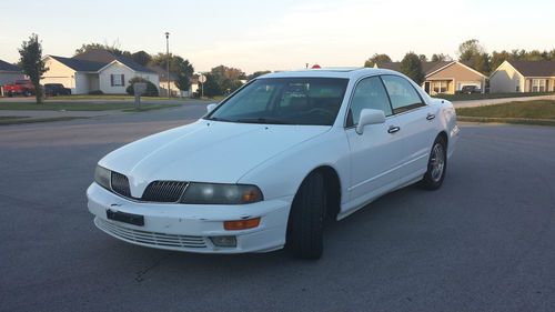 2003 mitsubishi diamante ls sedan 4-door 3.5l, white, sunroof, heated seats