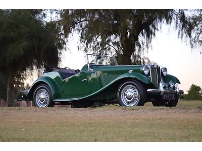 1953 mg td t-series gorgeous brg on black exceptional and complete with books