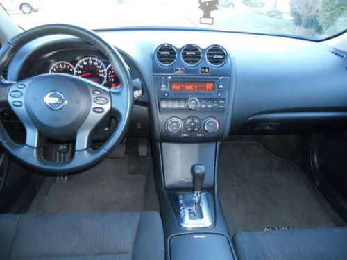 2011 Nissan Altima S Sedan 4-Door 2.5L SPECIAL EDITION - CVT Trans, image 9