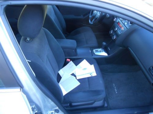 2011 Nissan Altima S Sedan 4-Door 2.5L SPECIAL EDITION - CVT Trans, image 11