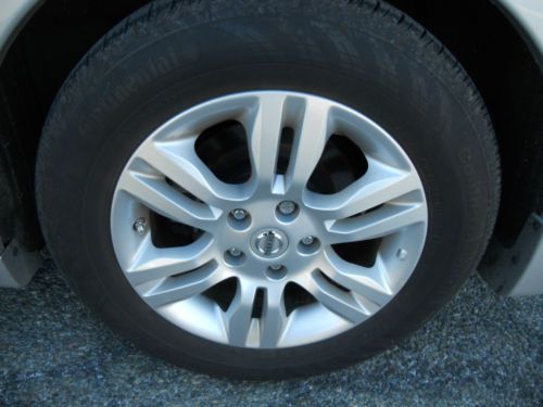 2011 Nissan Altima S Sedan 4-Door 2.5L SPECIAL EDITION - CVT Trans, image 22