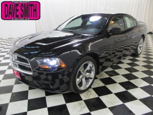 2011 black 5.7l hemi heated leather sunroof nav rearcam ac cruise rear spoiler!!