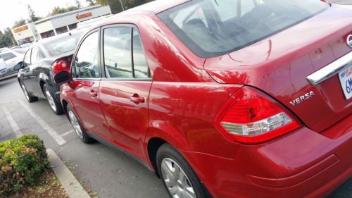 2010 Nissan Versa S Sedan 4-Door 1.8L, US $9,500.00, image 2