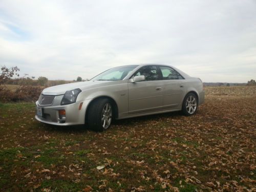 2004 cadillac cts-v, 6 speed, 400hp v8, silver, mint!