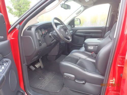 2005 DODGE RAM SRT-10 VIPER QUAD CAB~RED~19K MILES~Extd.. Warr. No winters…LOOK!, image 4