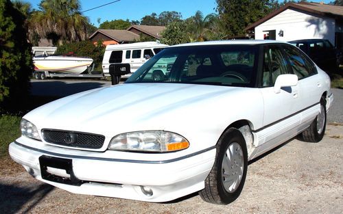 1994 pontiac bonneville se sedan 4-door 3.8l runs great! from a non smoking home