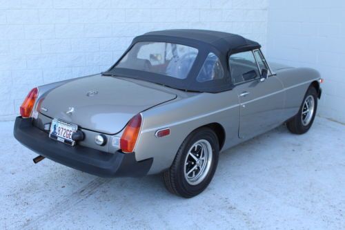 Roadster Mark III Convertible RWD Austin Carburetor Leather Phase IV Rubber, image 12