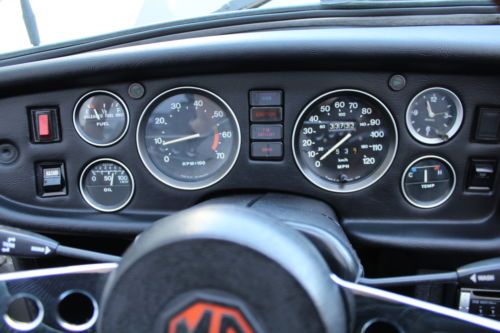 Roadster Mark III Convertible RWD Austin Carburetor Leather Phase IV Rubber, image 29