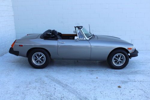 Roadster Mark III Convertible RWD Austin Carburetor Leather Phase IV Rubber, image 47