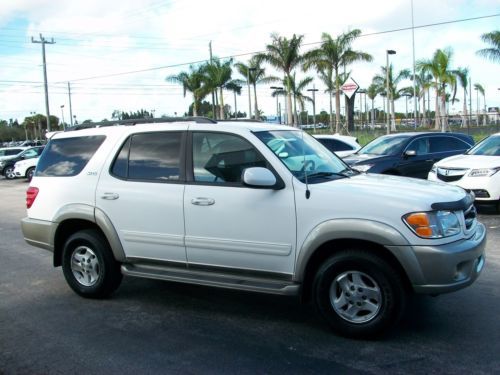 Low 77k miles sr5 leather alloys third row seats very clean we finance!!!