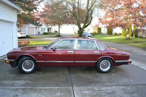 1990 jaguar  xj6 vanden plas majestic sedan 4-door 4.0l