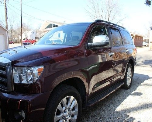 2010 toyota sequoia platinum sport utility 4-door 5.7l 4x4 nav dvd htd lthr