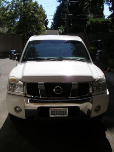 2005 nissan titan se crew cab pickup 4-door 5.6l