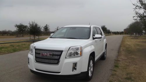2013 gmc terrain sle awd 2.4 rear cam only 8k miles- free shipping