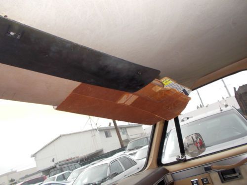 1987 Chevy Suburban, NO RESERVE, image 6