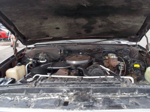 1987 Chevy Suburban, NO RESERVE, image 17