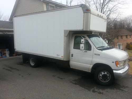 2000 ford super duty e350 box truck triton gasoline