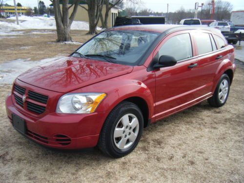 2008 dodge caliber se - great on gas - low reserve
