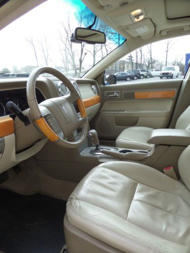 2007 LINCOLIN MKZ ***AWD*** ***CLEAN***NO RESERVE***, image 11