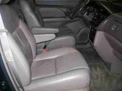 Leather Moonroof Sunroof Quad Seating Green Rear A/C ABS Power Sliding Door, image 20