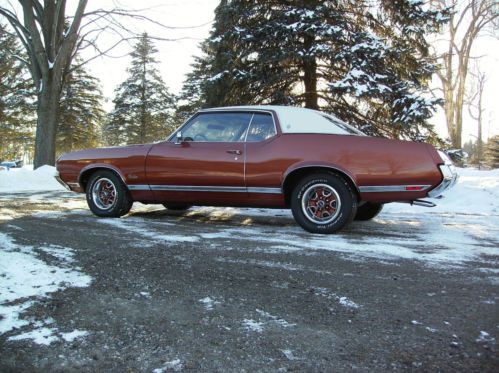 1971 cutlass supreme, 33,000 original miles