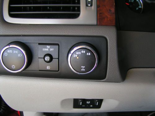 2011 Chevrolet Avalanche LTZ Crew Cab 4WD , NAV , Heat / AC Seats, image 12