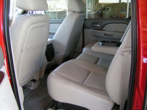 2011 Chevrolet Avalanche LTZ Crew Cab 4WD , NAV , Heat / AC Seats, image 14