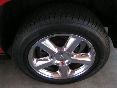 2011 Chevrolet Avalanche LTZ Crew Cab 4WD , NAV , Heat / AC Seats, image 17