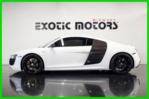 2011 audi r8 5.2 coupe 6-speed msrp $161,450 6k miles upgrades only $149,888!