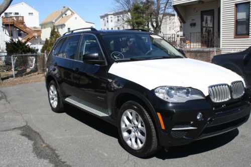 2013 bmw x5 xdrive35i sport utility 4-door 3.0l only 8 miles