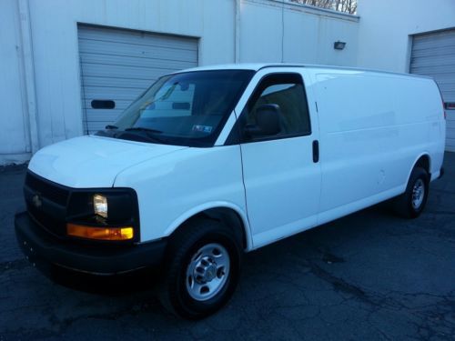 2011 chevrolet express 2500 base extended cargo van 3-door 4.8l