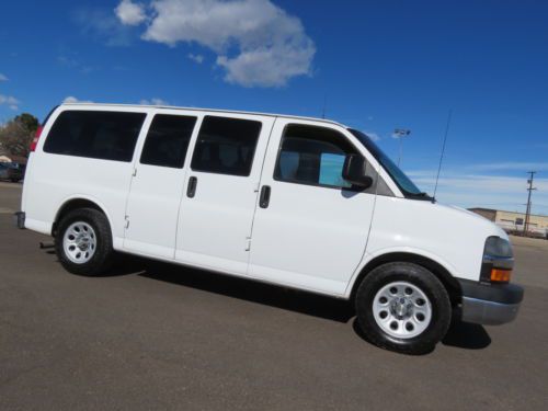 2009 chevrolet express 1500 awd 8 passenger van v8 drives great w/ records 4x4