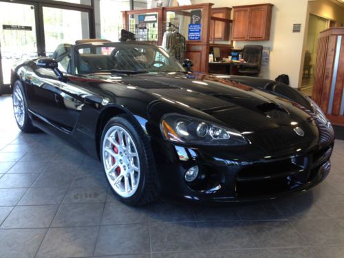 2006 dodge viper srt-10 convertible 2-door 8.3l