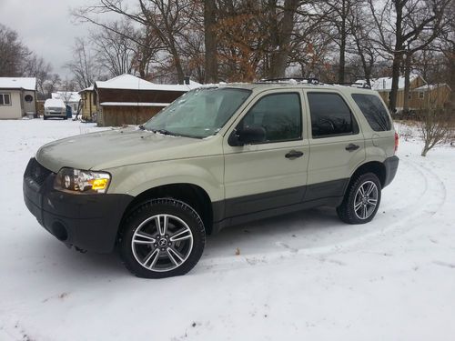 2005 ford escape xlt 4-door 3.0l 4x4