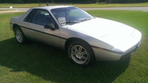 1986 pontiac fiero **28,875** original miles!!