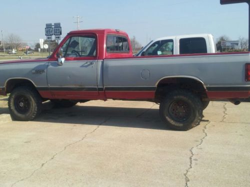 1989 dodge w100 custom standard cab pickup 2-door 5.2l