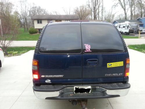 2003 Chevrolet Suburban 1500 LT Sport Utility 4-Door 5.3L AUTORIDE SUSPENSION, image 4