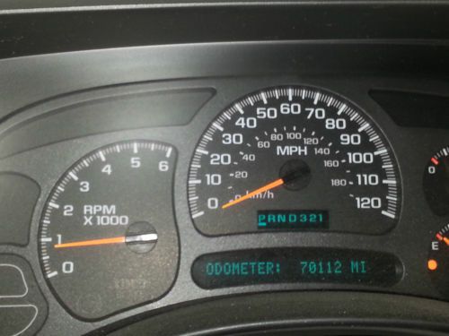 2003 Chevrolet Suburban 1500 LT Sport Utility 4-Door 5.3L AUTORIDE SUSPENSION, image 5