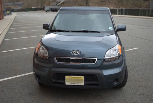 2011 kia soul plus hatchback 4-door 2.0l