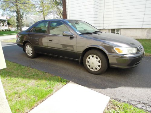 2000 toyota camry le