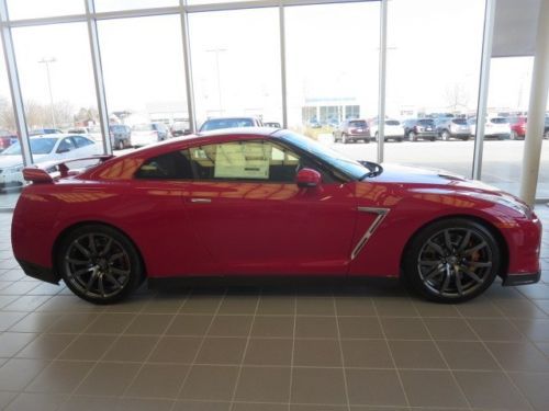 New 2015 nissan gt-r premium, solid red