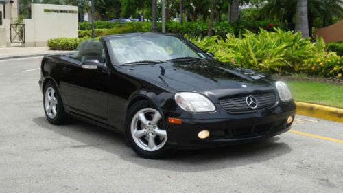 2001 mercedes-benz slk320 base convertible 2-door 3.2l super low milge , 2 tone