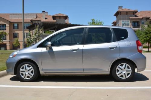 2008 honda fit base hatchback 4-door 1.5l