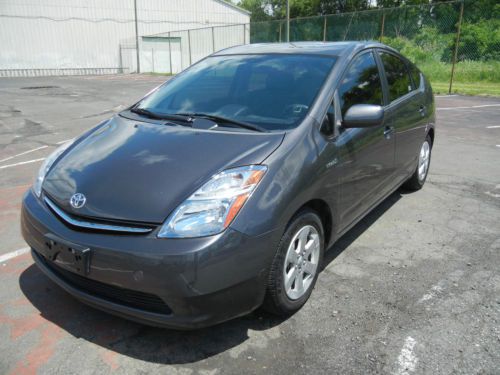 2009 toyota prius  51k miles leather clean