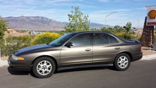 Drivable 2000 oldsmobile intrigue, 97,000 miles, runs strong, v6, one owner