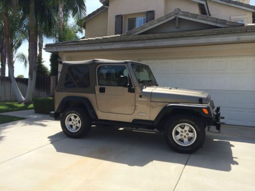 2004 jeep wrangler sport 4wd  49k miles