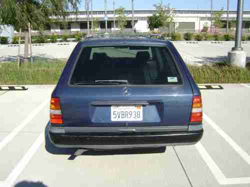 1987 Mercedes Benz TurboDiesel Wagon -- for Parts or Restoration, image 4