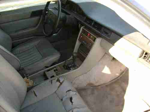 1987 Mercedes Benz TurboDiesel Wagon -- for Parts or Restoration, image 9