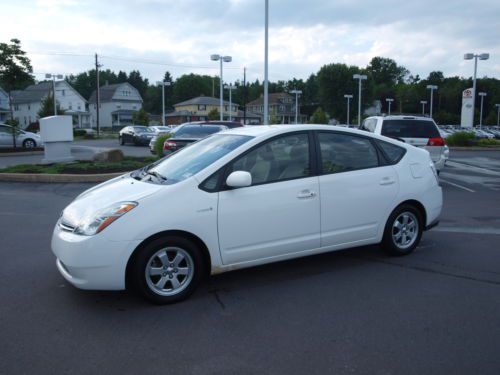 White 2008 prius package #6 hatchback hybrid nav leather one owner